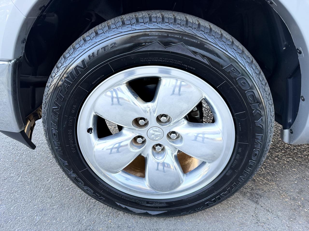 RAM 1500 Laramie 4x4 Crew Cab 5'7" Box 2017