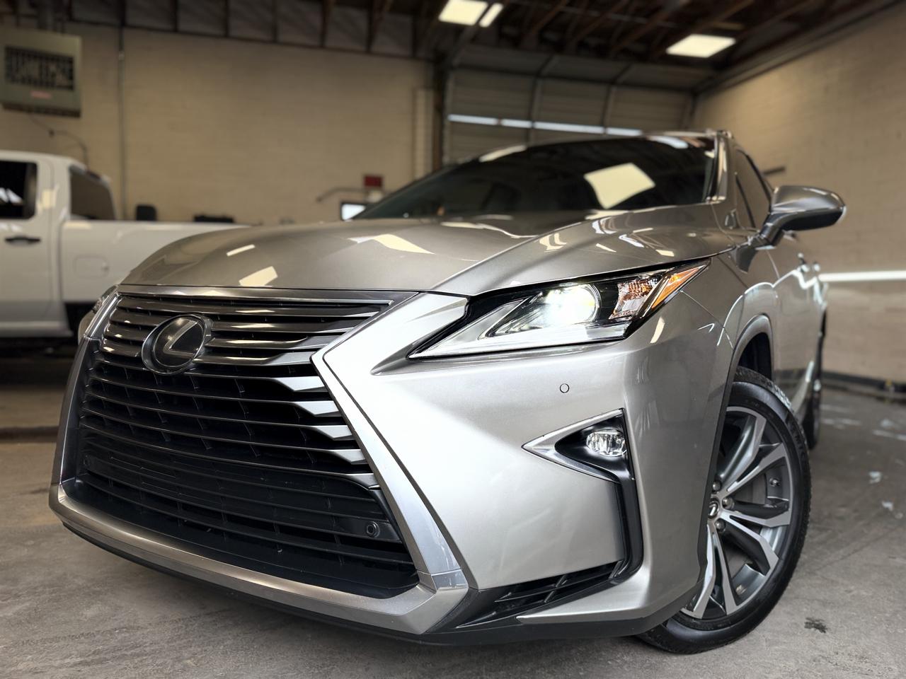 Lexus RX photo 2