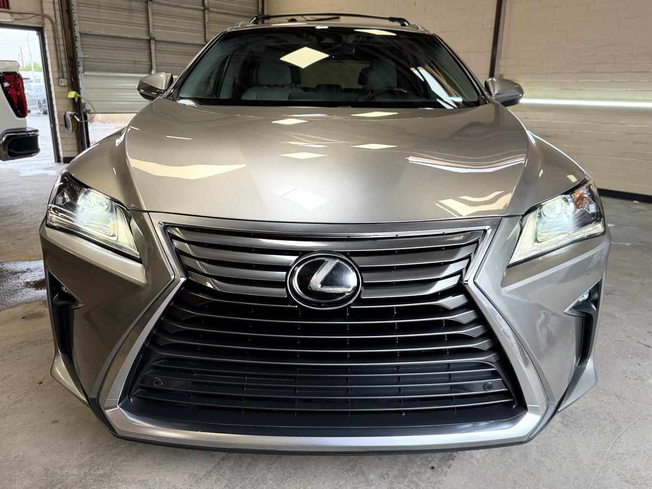 Lexus RX photo 4