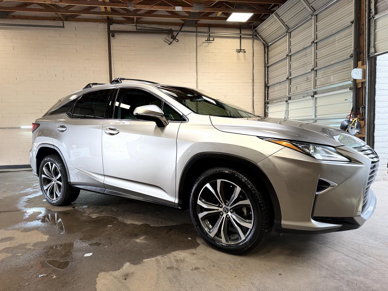 Lexus RX photo 12