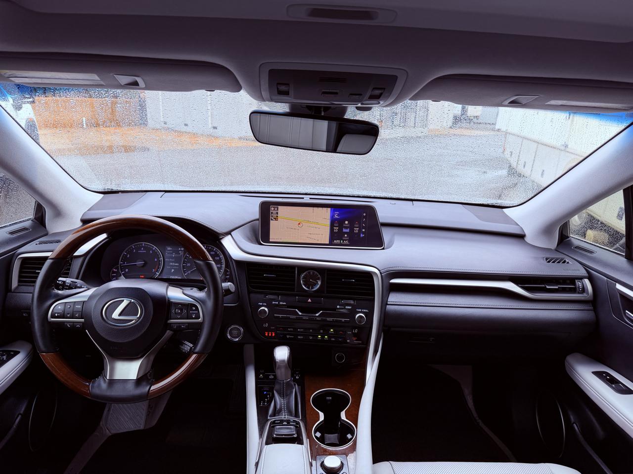 Lexus RX photo 29