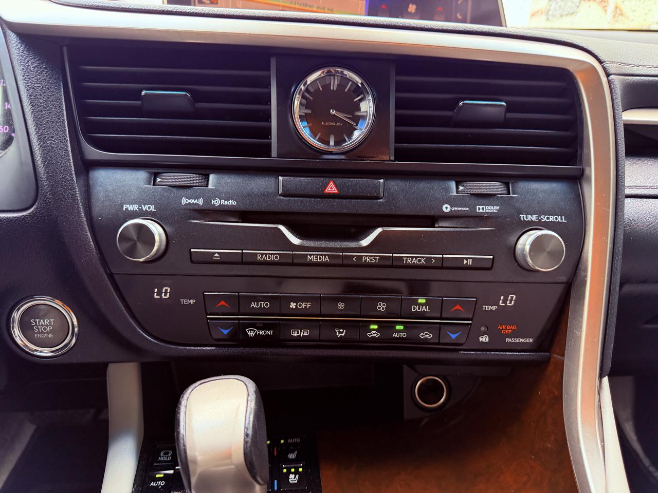 Lexus RX photo 32