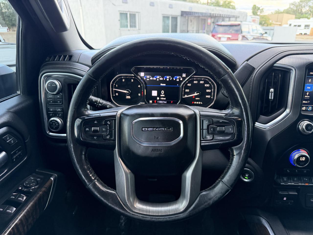 GMC Sierra 2500HD 4WD Crew Cab 159" Denali 2020