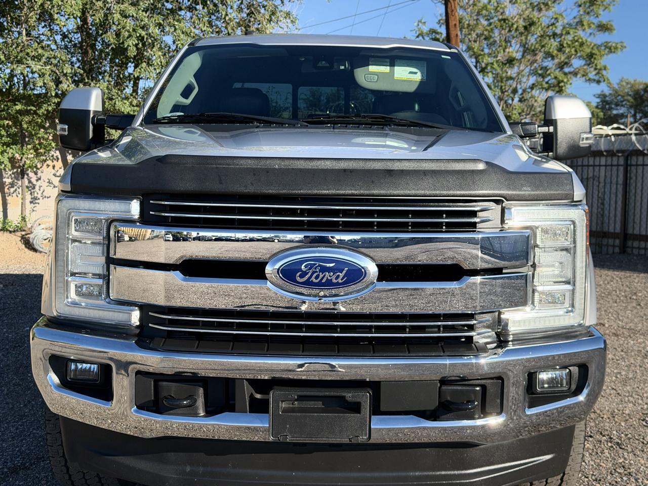 Ford Super Duty F-250 SRW Lariat 4WD Crew Cab 6.75' Box 2017