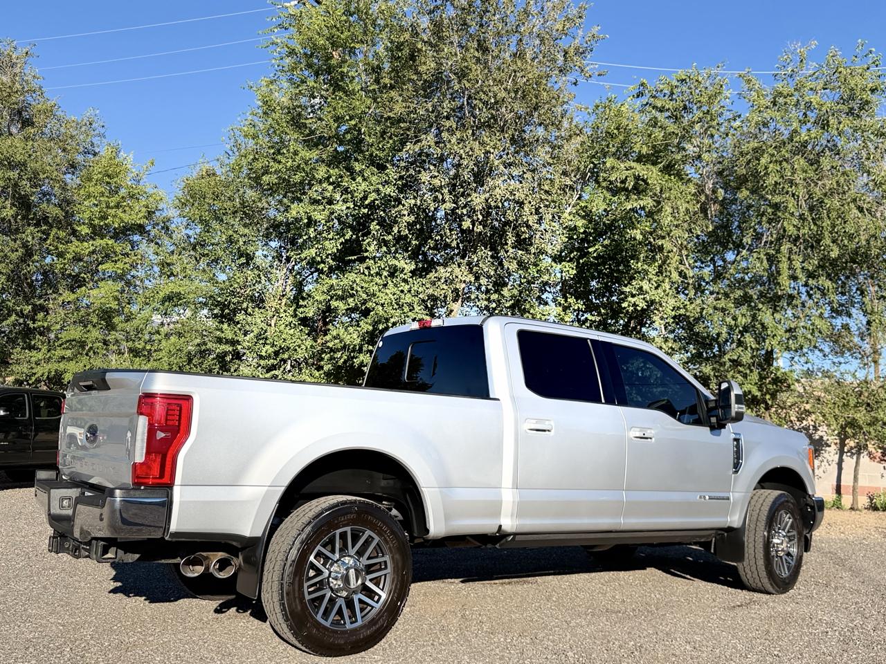 Ford Super Duty F-250 SRW Lariat 4WD Crew Cab 6.75' Box 2017