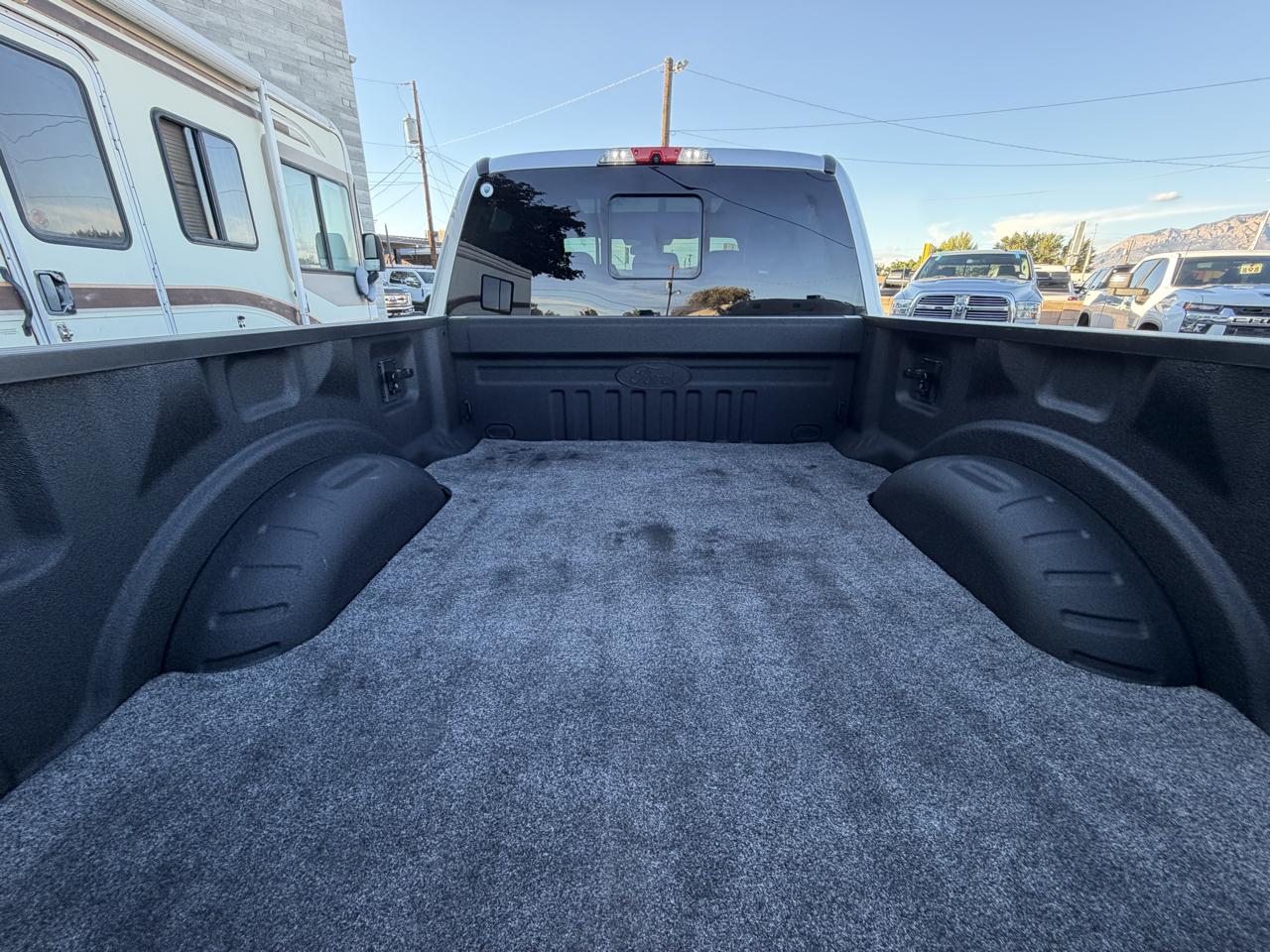 Ford Super Duty F-250 SRW Lariat 4WD Crew Cab 6.75' Box 2017