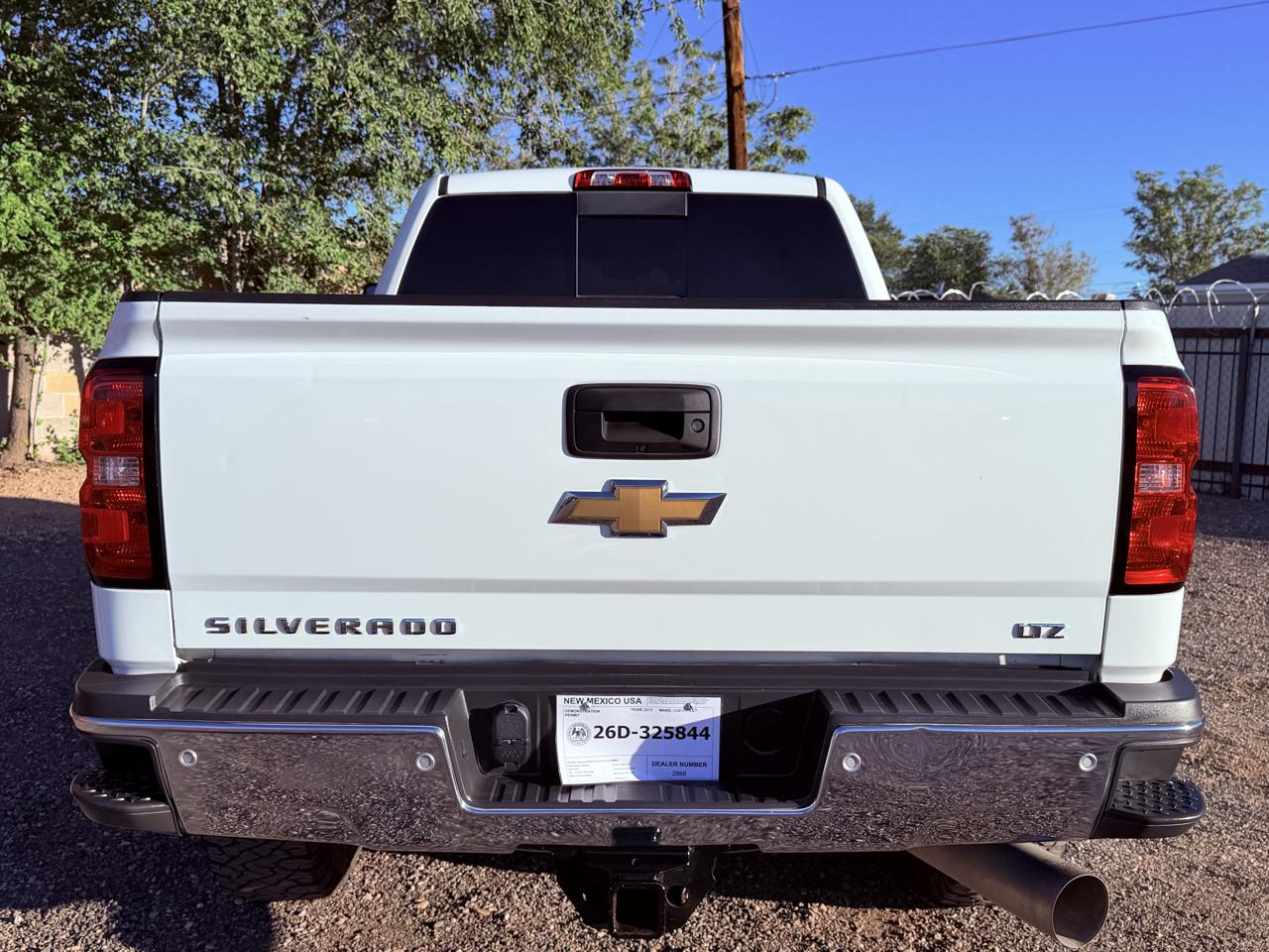 Chevrolet Silverado HD photo 7