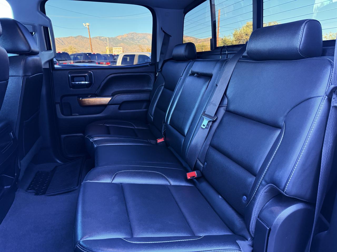 Chevrolet Silverado HD photo 24