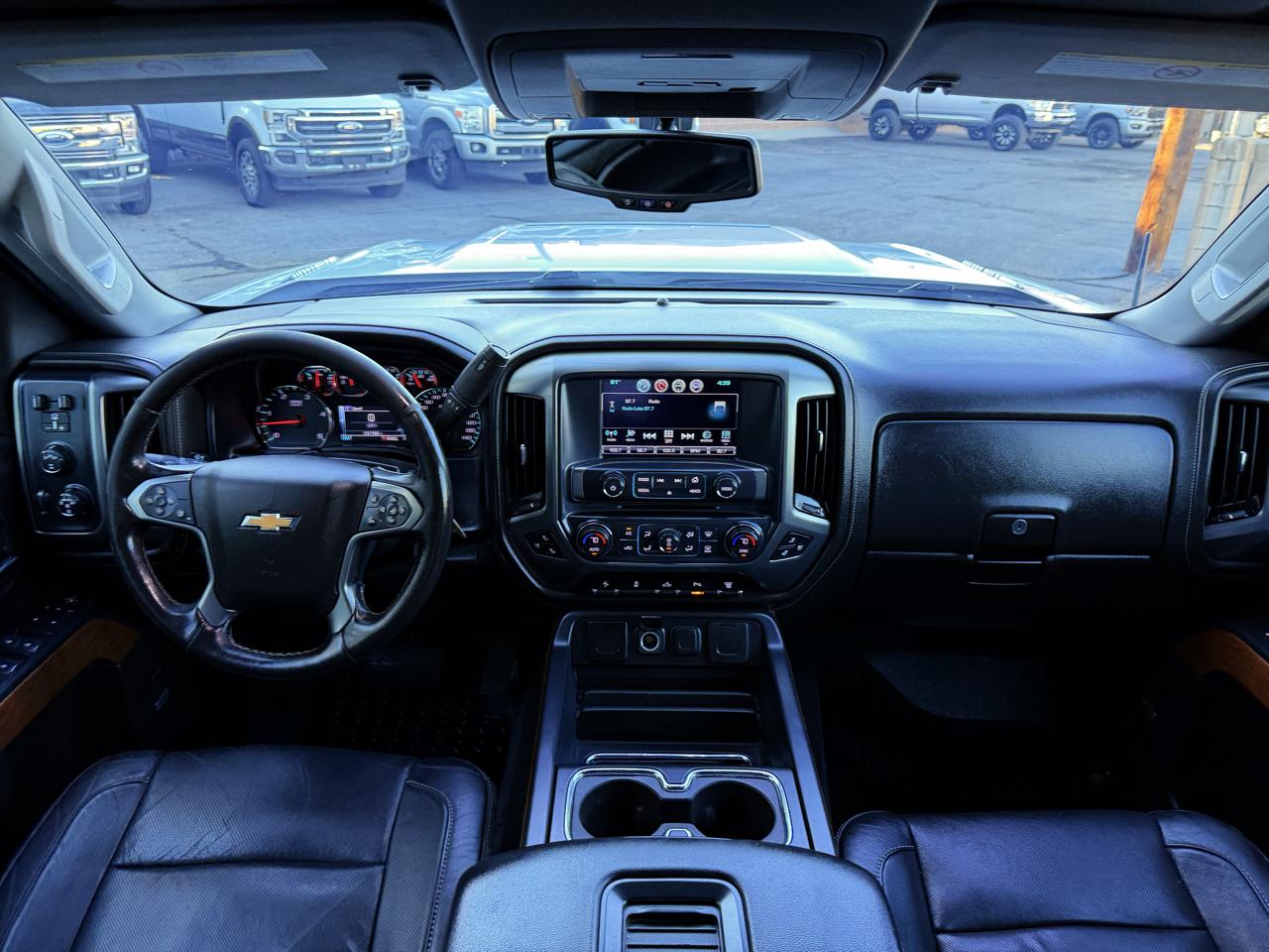 Chevrolet Silverado HD photo 26