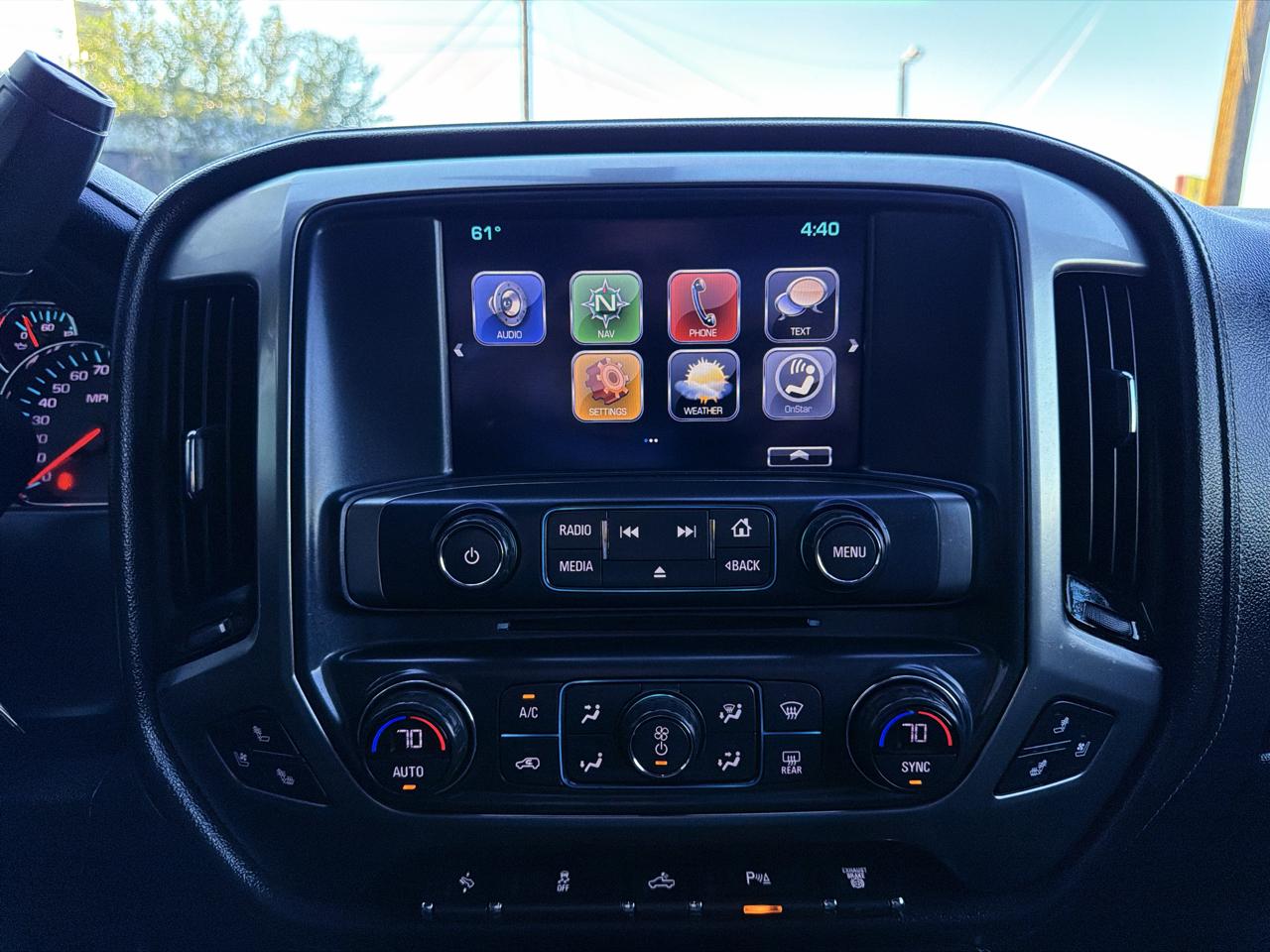 Chevrolet Silverado HD photo 28