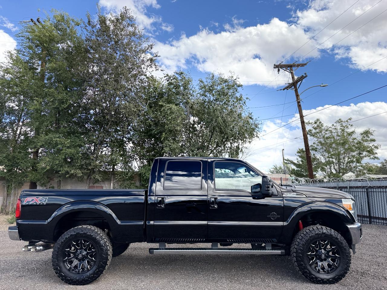 Ford Super Duty F-250 SRW 4WD Crew Cab 172" Lariat 2016