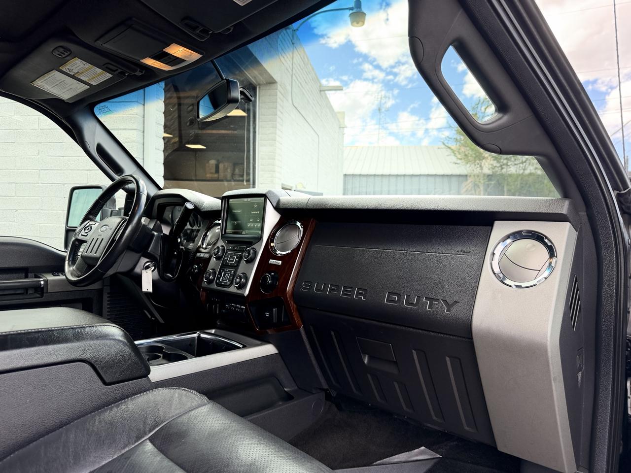Ford Super Duty F-250 SRW 4WD Crew Cab 172" Lariat 2016