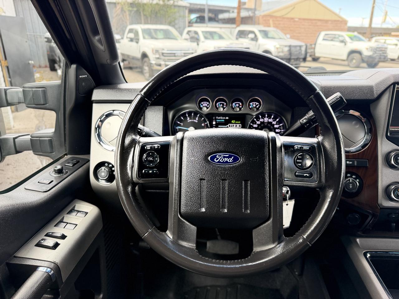 Ford Super Duty F-250 SRW 4WD Crew Cab 172" Lariat 2016