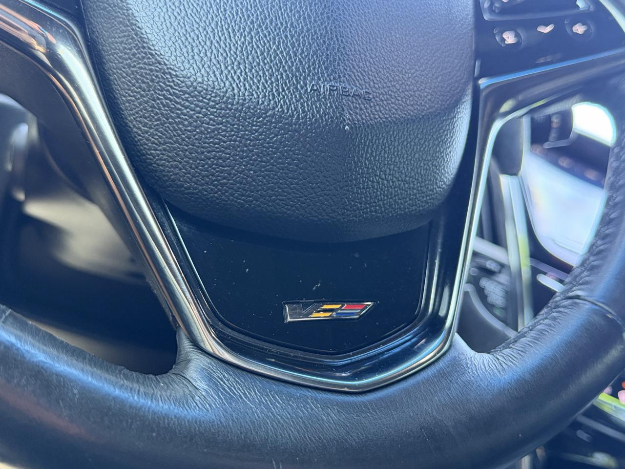 Cadillac ATS photo 8
