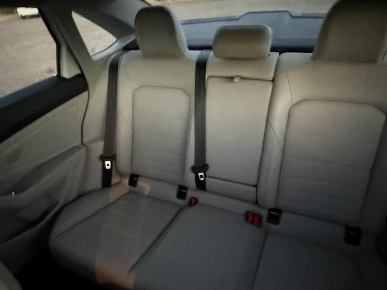 Volkswagen Jetta SE Auto 2024