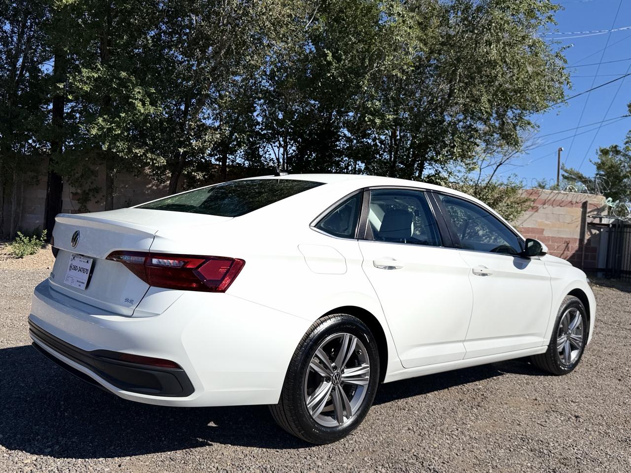 Volkswagen Jetta SE Auto 2024