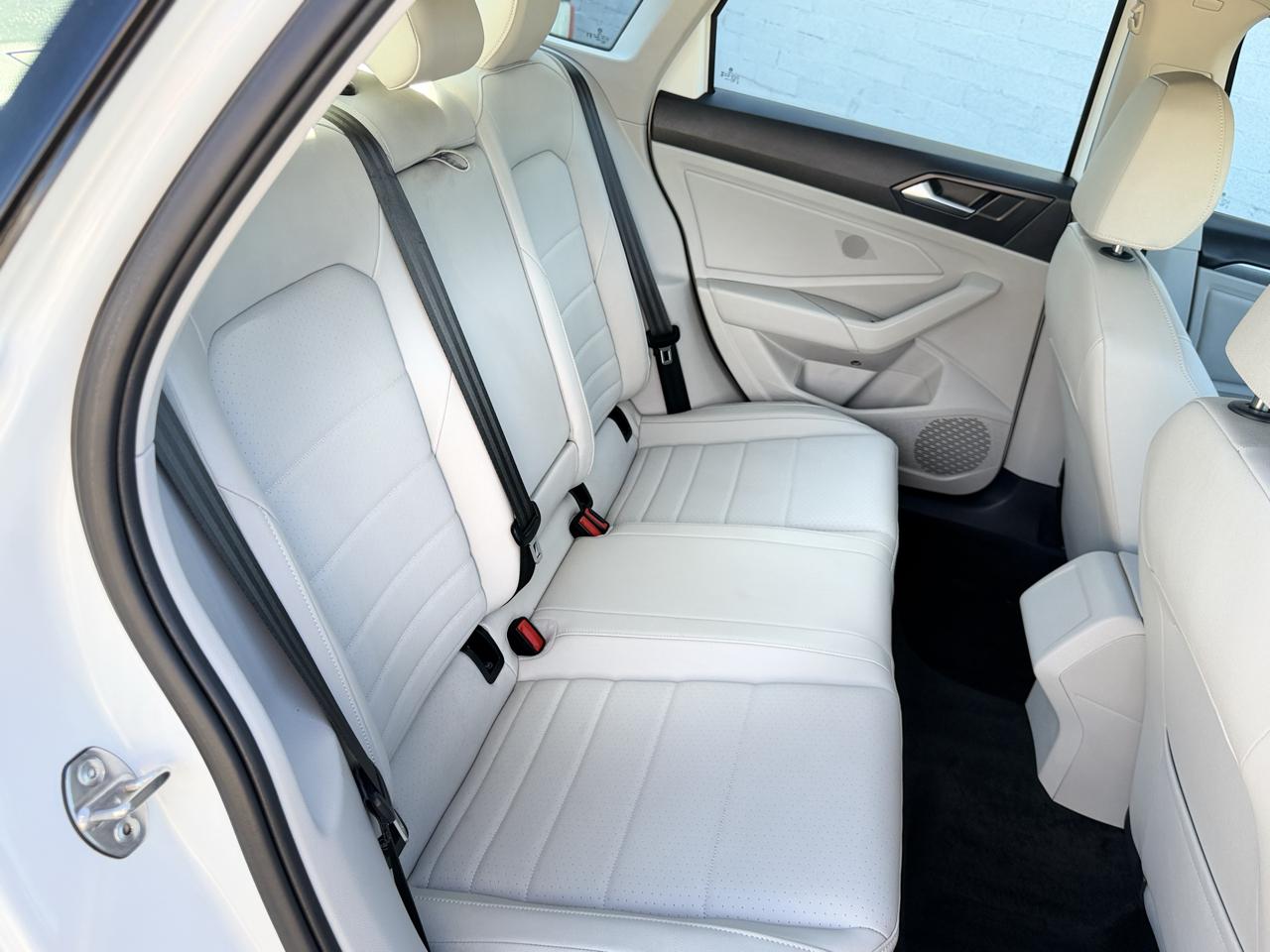 Volkswagen Jetta SE Auto 2024