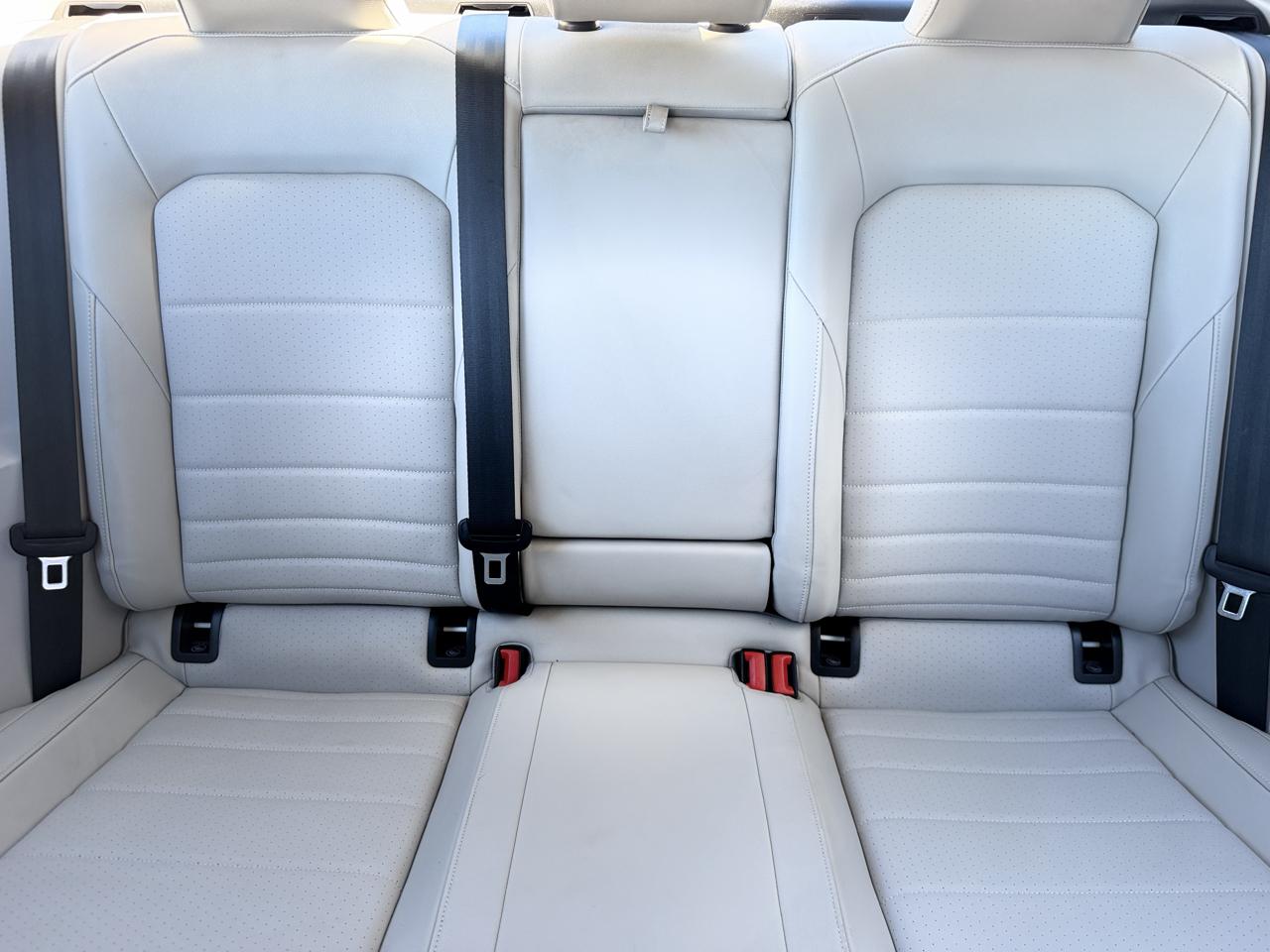 Volkswagen Jetta SE Auto 2024
