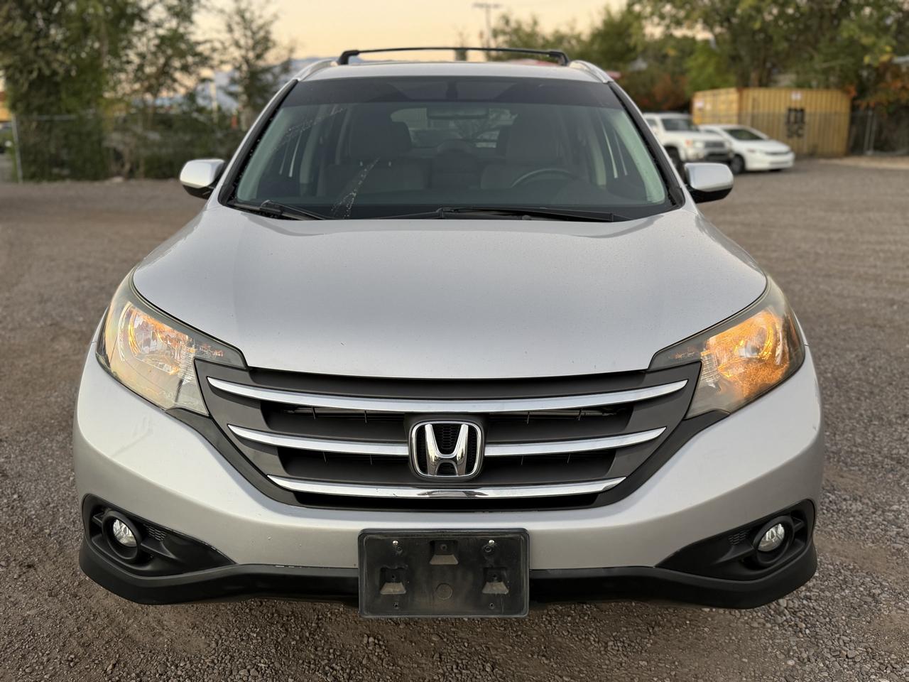 Honda CR-V photo 2