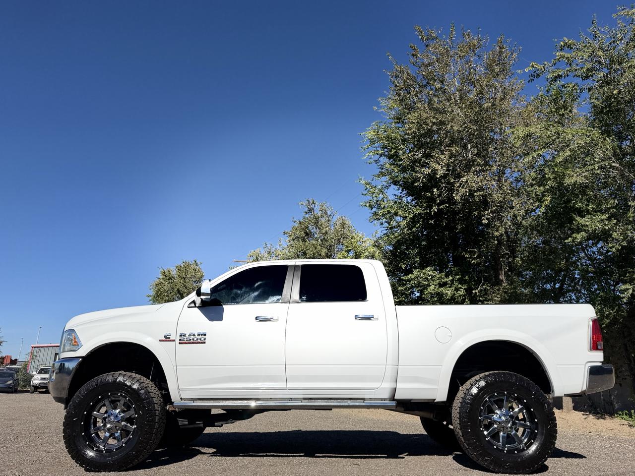 RAM 2500 4WD Crew Cab 149" Laramie 2015