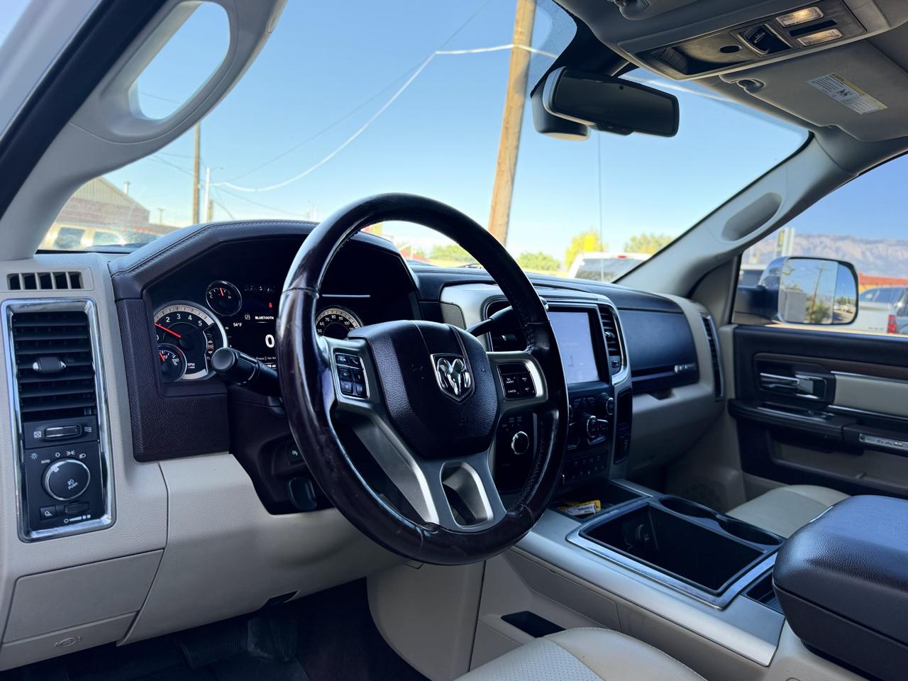 RAM 2500 4WD Crew Cab 149" Laramie 2015
