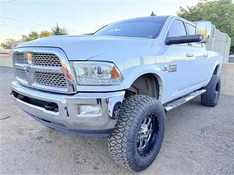 2015 RAM 2500 4WD Crew Cab 149" Laramie