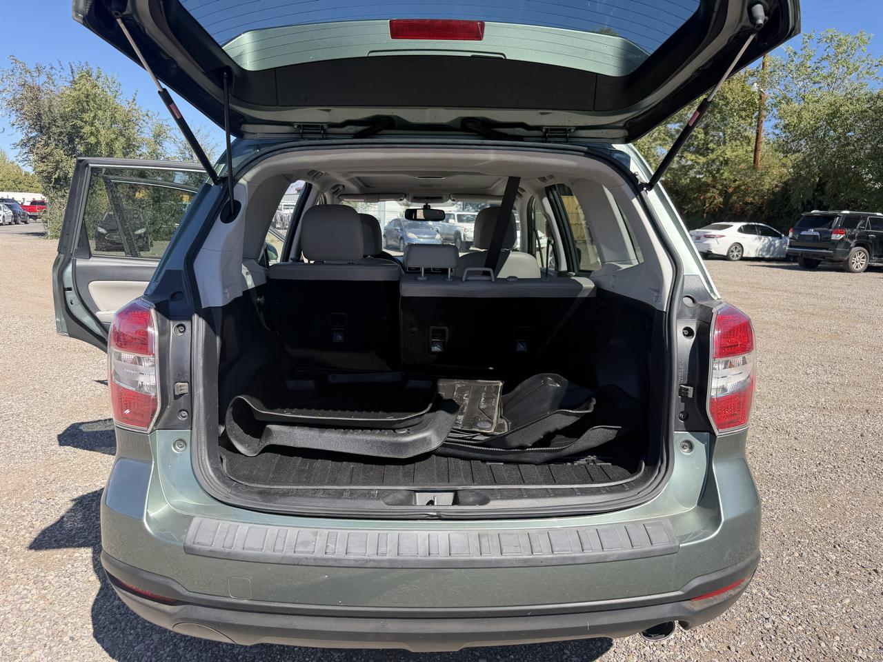 Subaru Forester 4dr CVT 2.5i Limited PZEV 2016