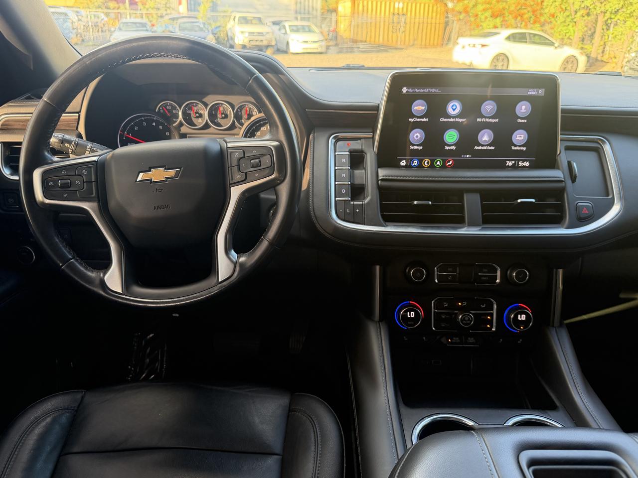 Chevrolet Suburban 4WD 4dr LT 2021