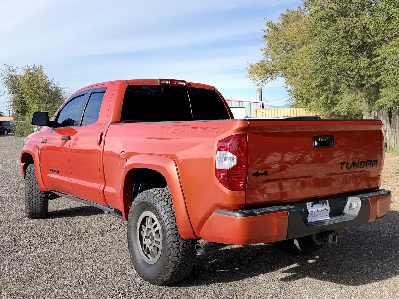 Toyota Tundra 4WD Truck Double Cab 5.7L V8 6-Spd AT SR (Natl) 2015