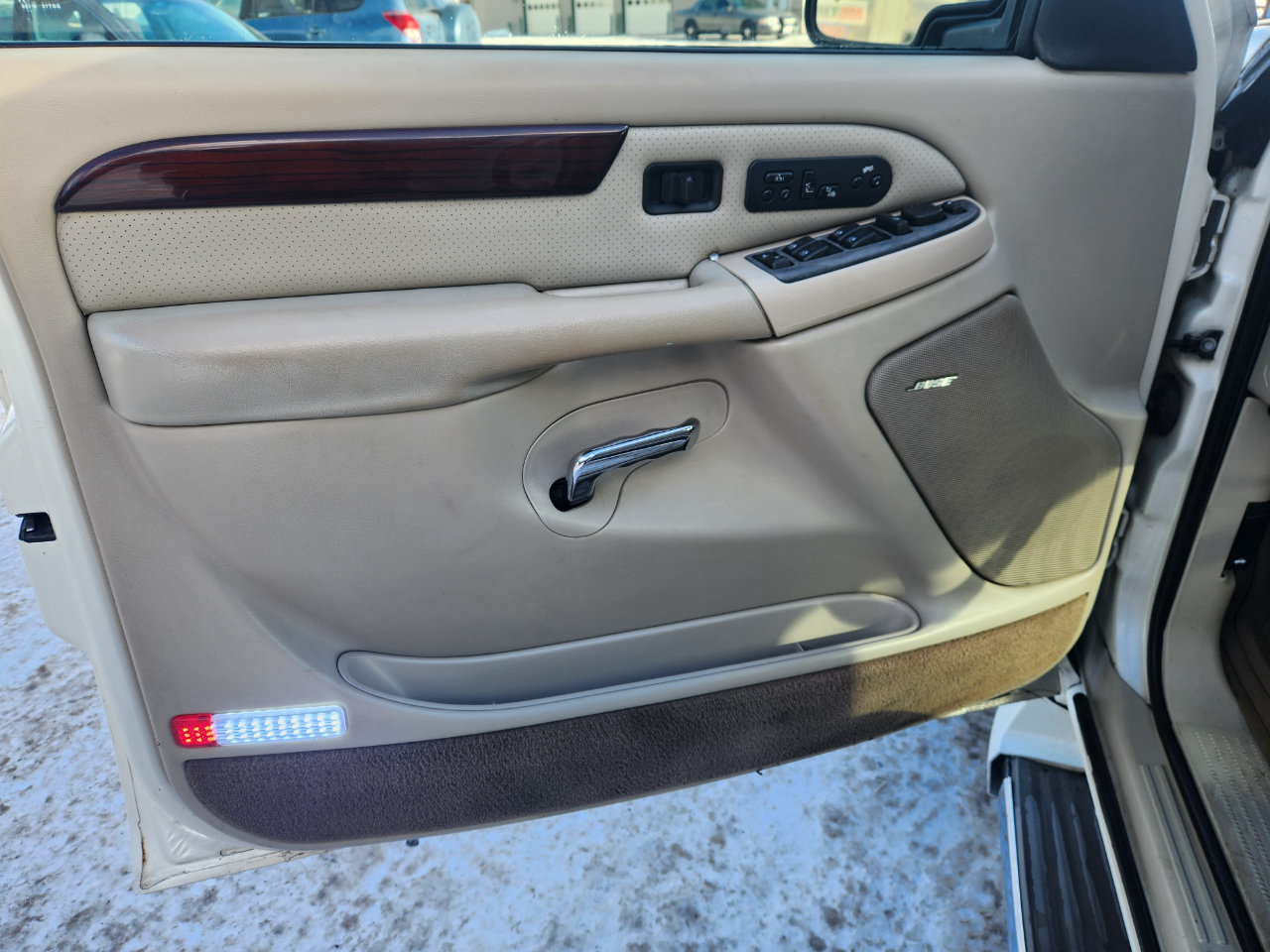 Cadillac Escalade 4dr AWD 2006