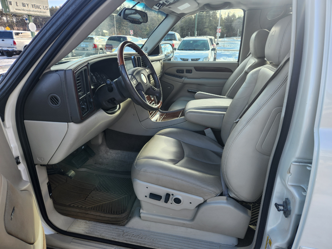 Cadillac Escalade 4dr AWD 2006