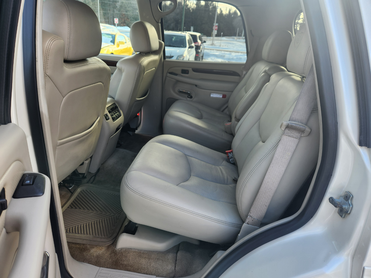 Cadillac Escalade 4dr AWD 2006