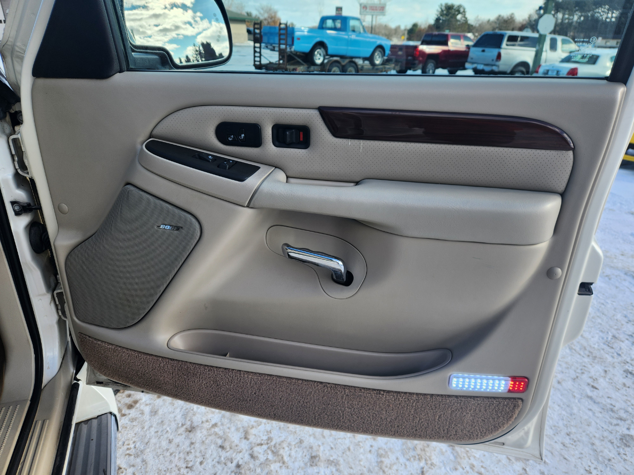 Cadillac Escalade 4dr AWD 2006