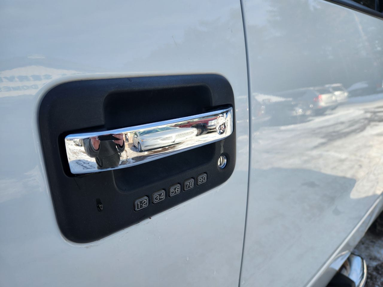 Ford F-150 4WD SuperCrew 145" King Ranch 2013