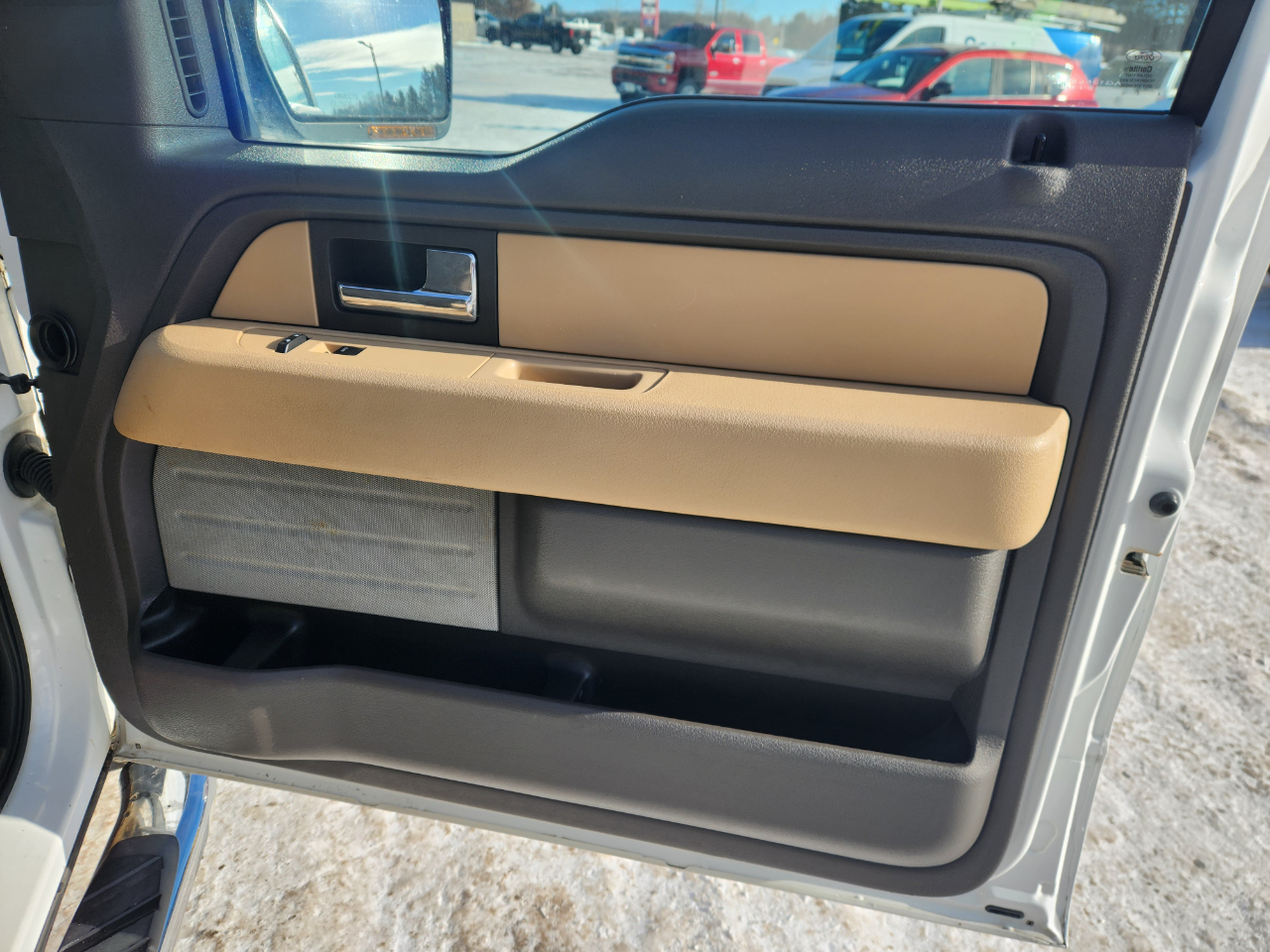 Ford F-150 4WD SuperCrew 145" King Ranch 2013