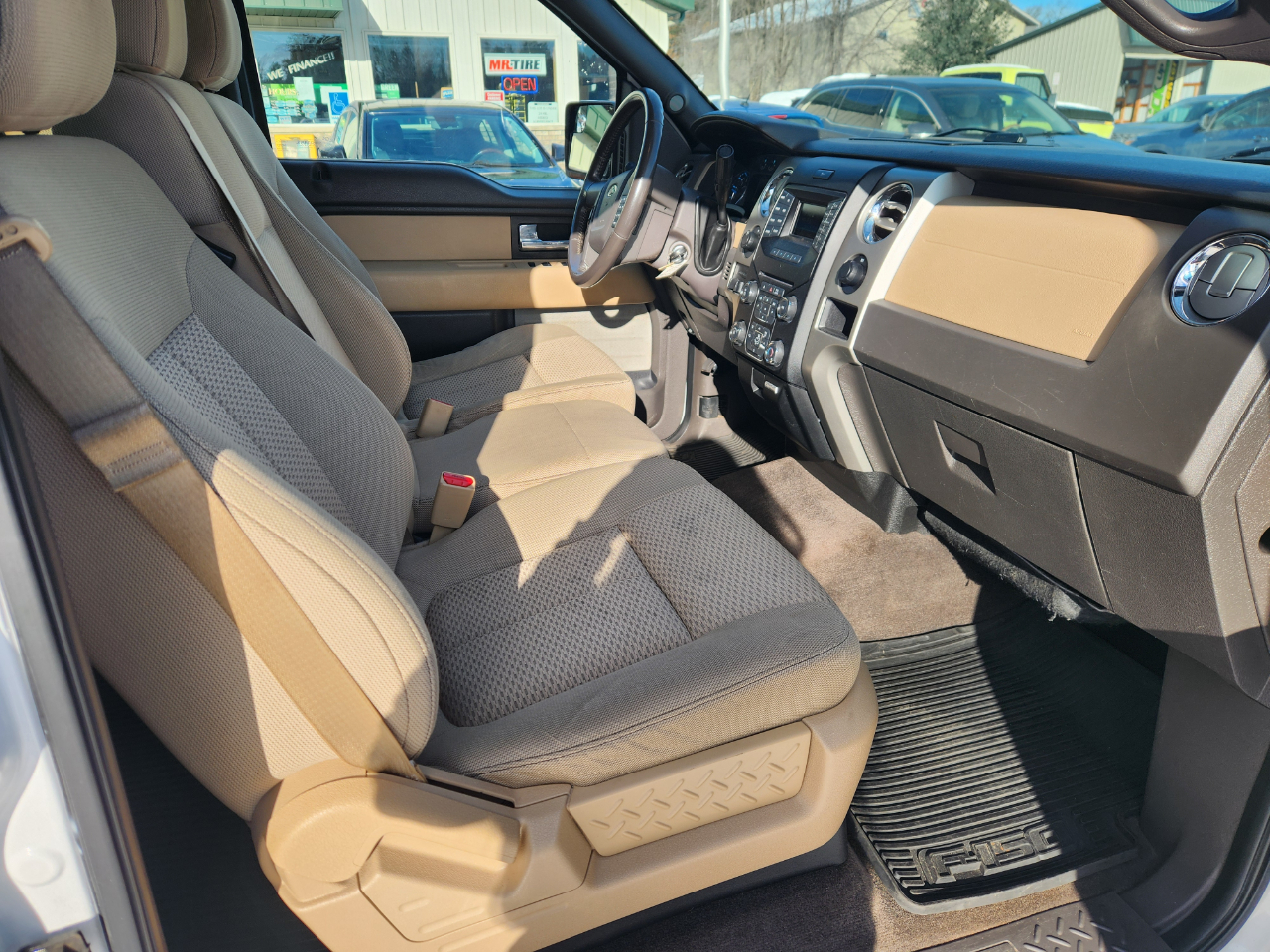 Ford F-150 4WD SuperCrew 145" King Ranch 2013