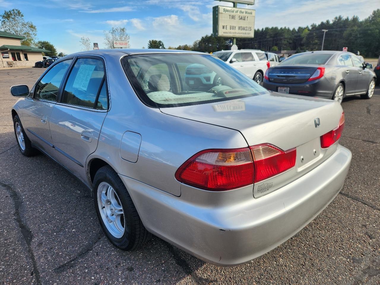 Honda Accord Sdn 4dr Sdn LX Auto 1999