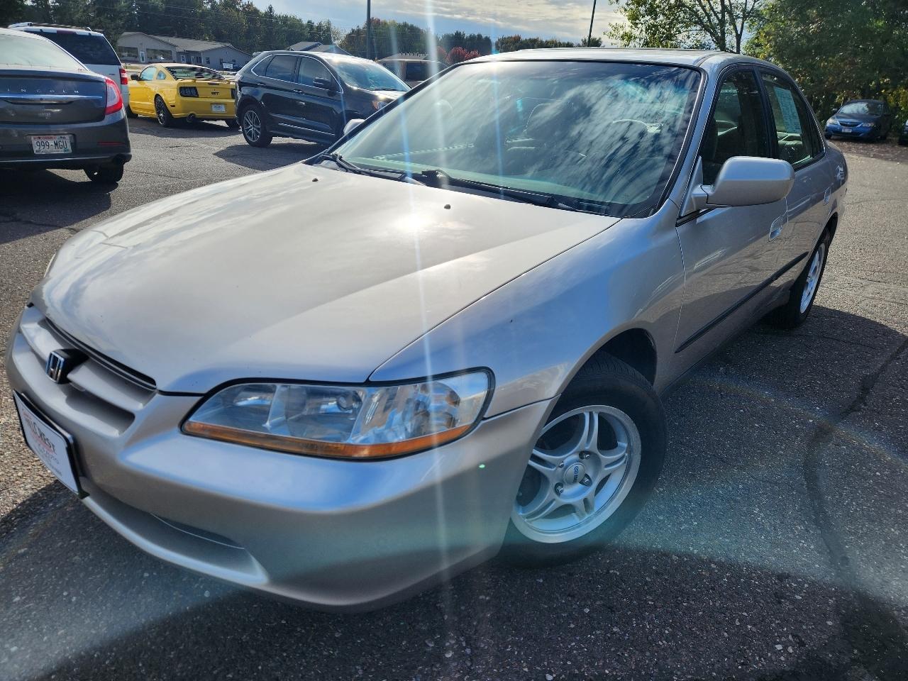 Honda Accord Sdn 4dr Sdn LX Auto 1999