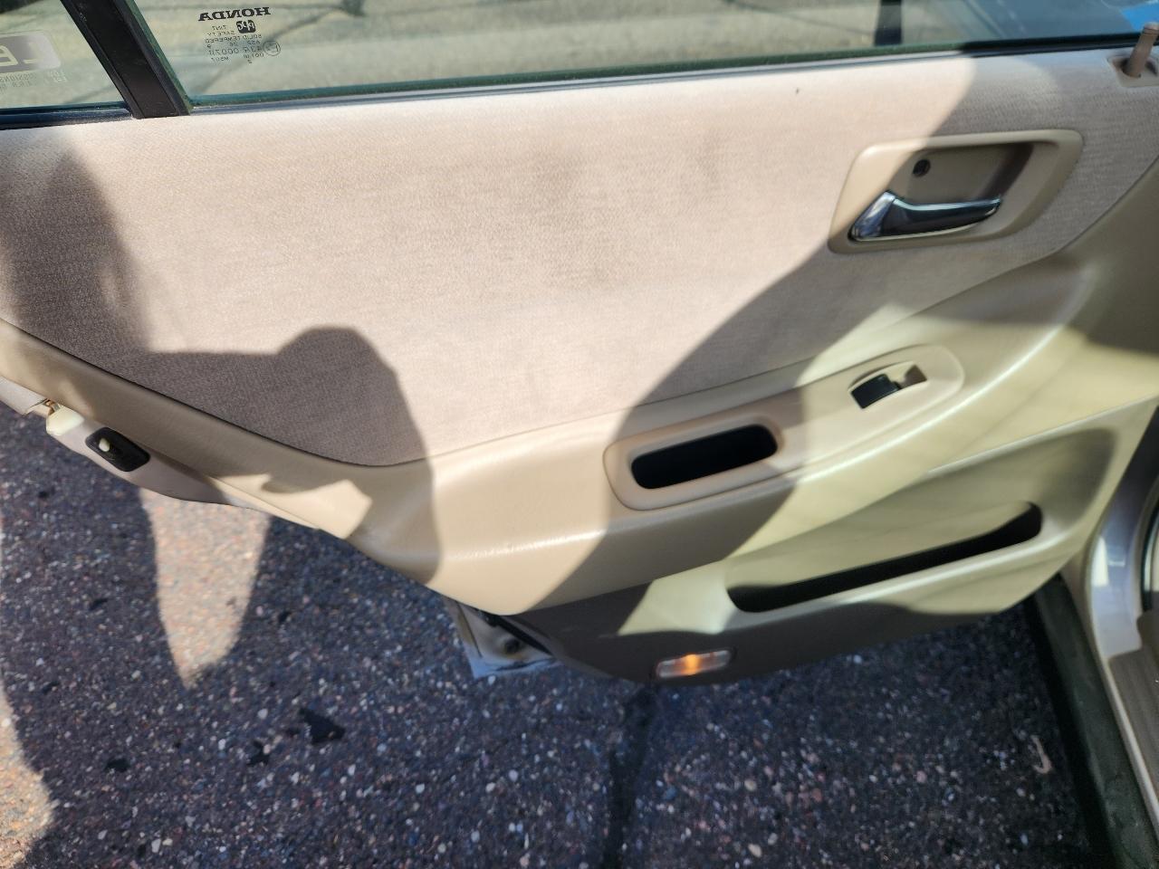Honda Accord Sdn 4dr Sdn LX Auto 1999