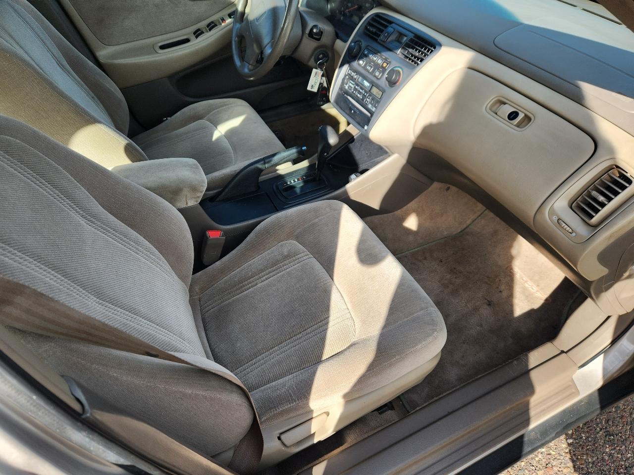 Honda Accord Sdn 4dr Sdn LX Auto 1999