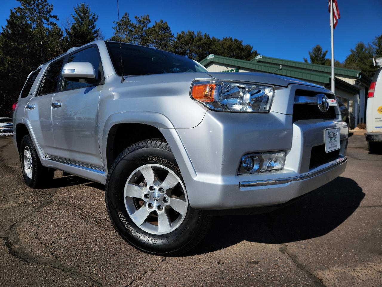 Toyota 4Runner 4WD 4dr V6 Limited (Natl) 2010