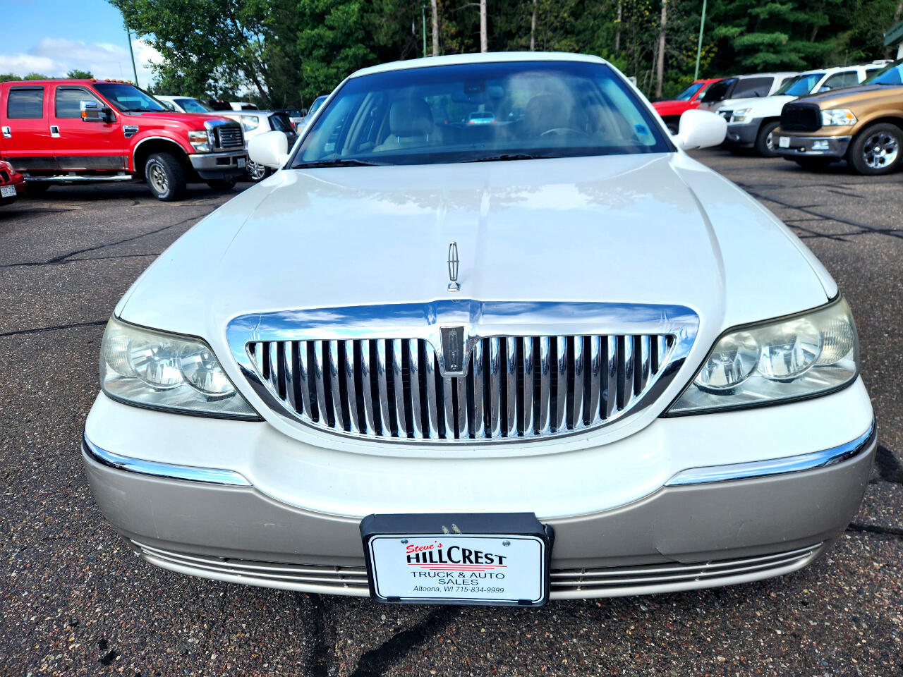 Lincoln Town Car 4dr Sdn Signature 2003