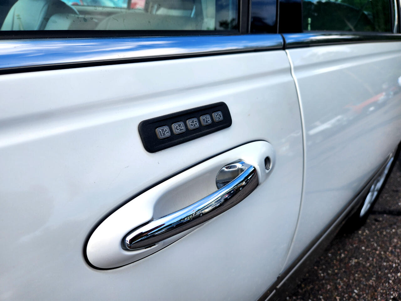 Lincoln Town Car 4dr Sdn Signature 2003