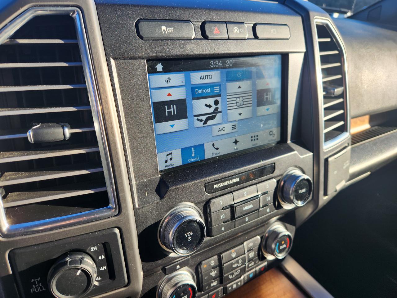 Ford F-150 Limited 4WD SuperCrew 5.5' Box 2017