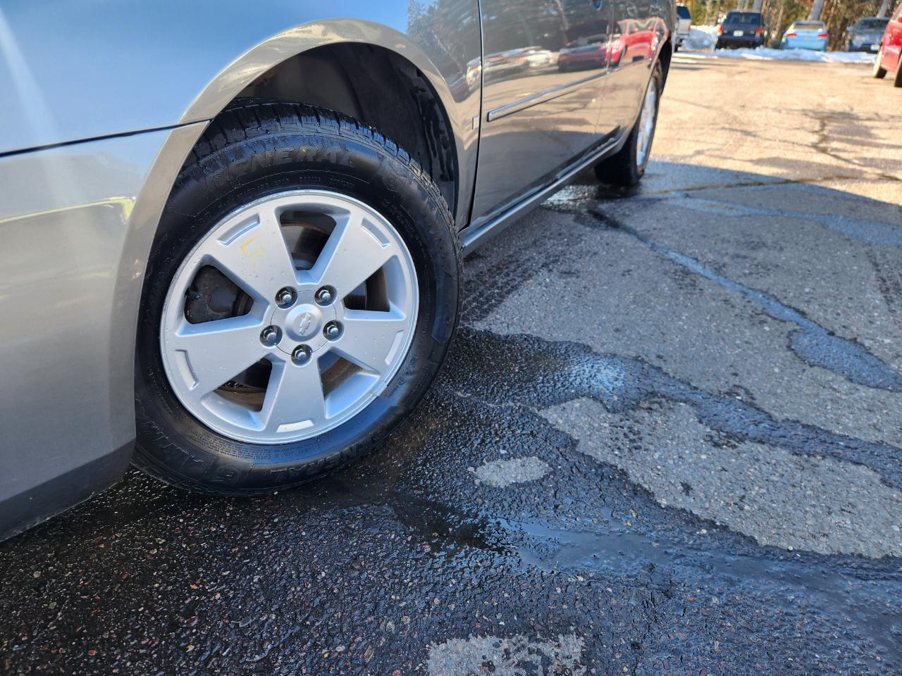 Chevrolet Impala 4dr Sdn 3.5L LT 2007