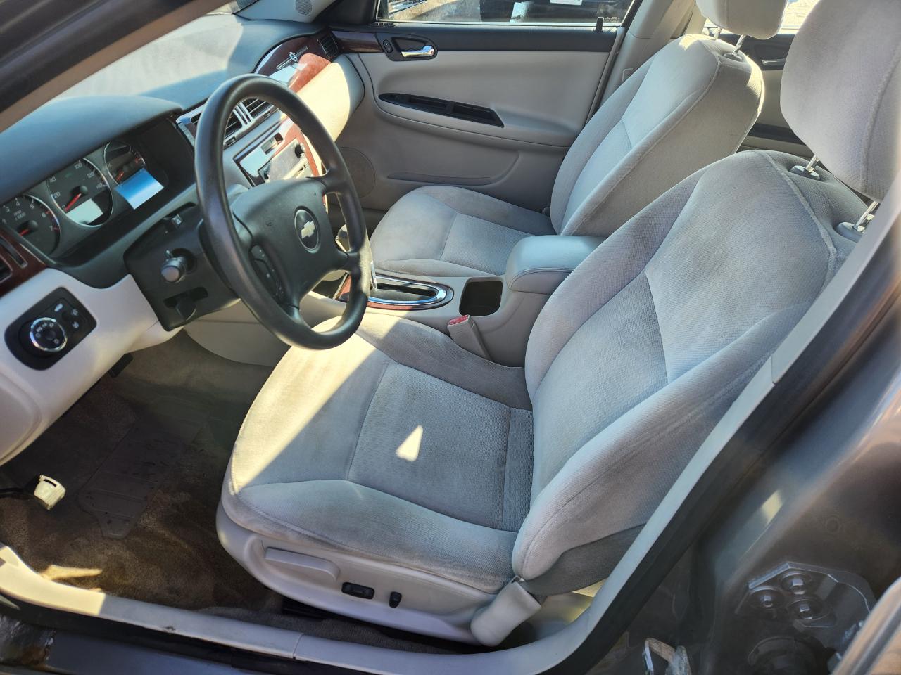 Chevrolet Impala 4dr Sdn 3.5L LT 2007