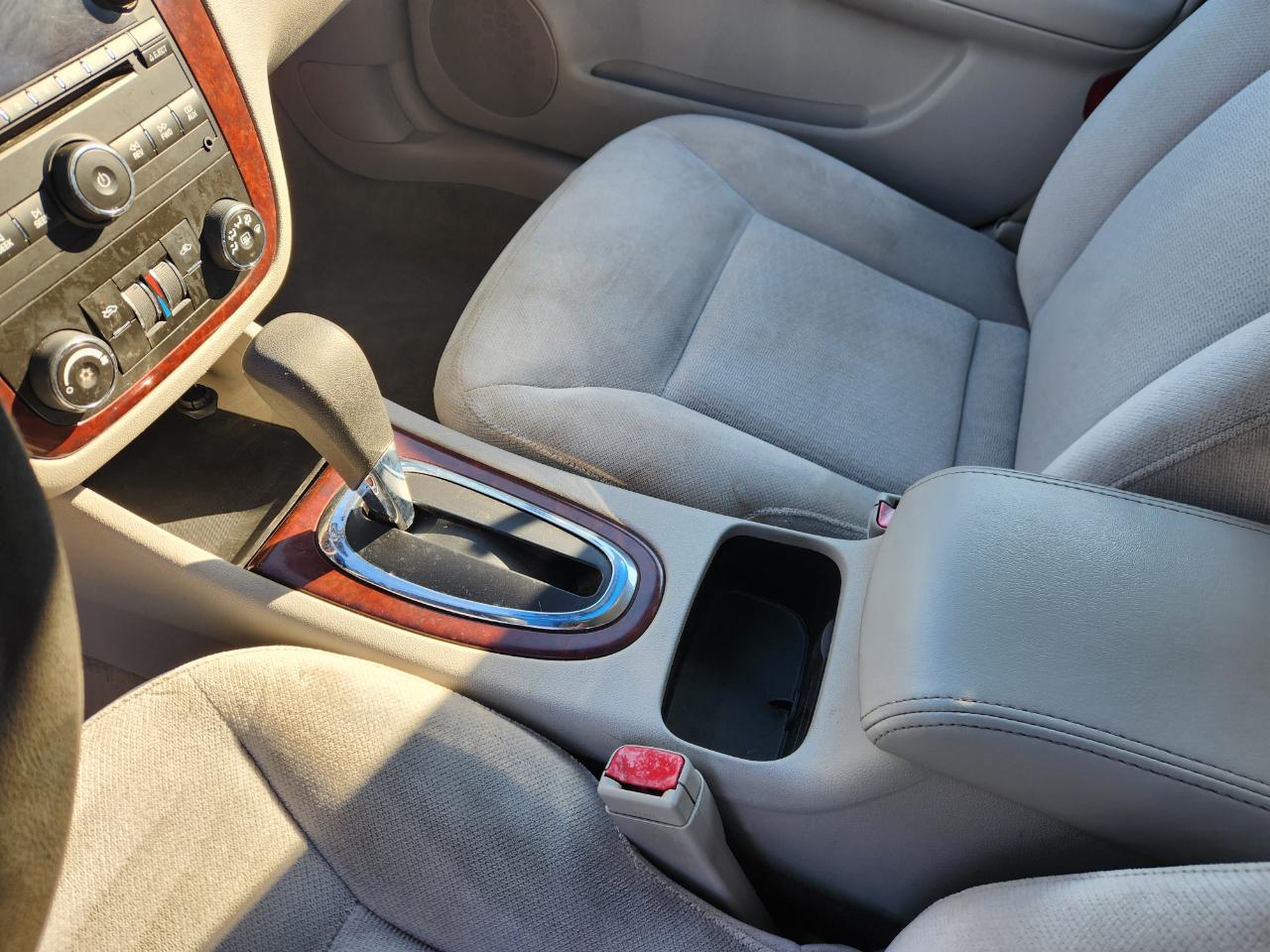 Chevrolet Impala 4dr Sdn 3.5L LT 2007