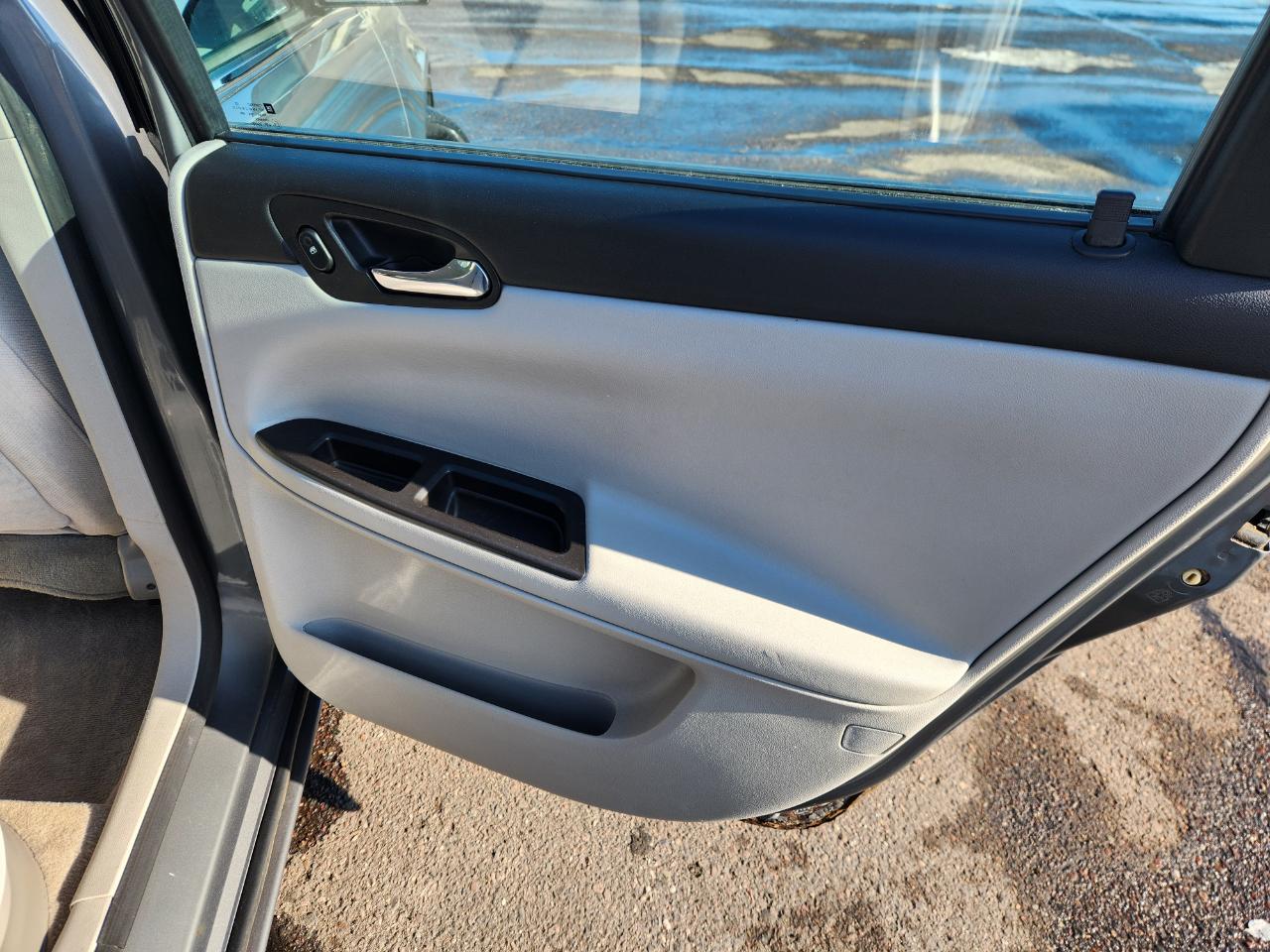 Chevrolet Impala 4dr Sdn 3.5L LT 2007