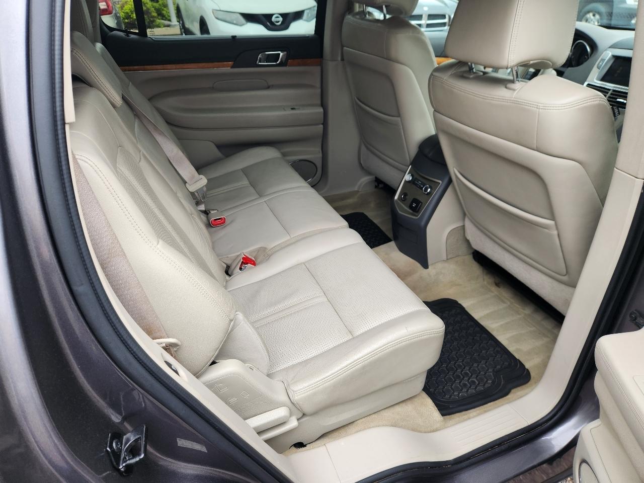 Lincoln MKT 4dr Wgn 3.5L AWD w/EcoBoost 2010