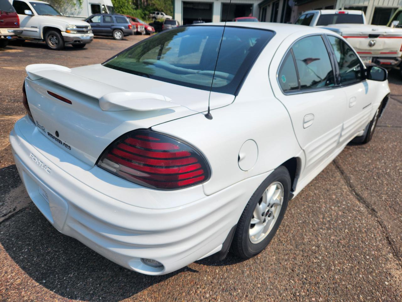 Pontiac Grand Am 4dr Sdn SE1 2001